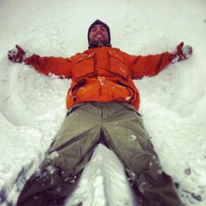 David Bustamante, divertido en la nieve