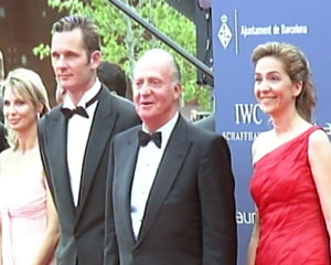 Europa press: Corinna, Iñaki Urdangarín, el Rey Juan Carlos y la Infanta Cristina muy contenta