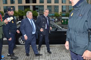 Ortega Cano llegando al juzgado