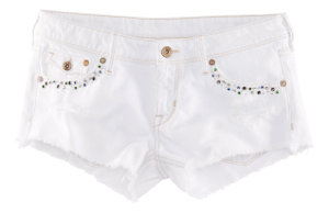 Shorts blancos con detalles en pedrería H&M 24,95€