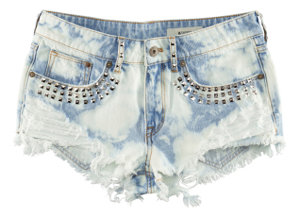 Shorts vaqueros efecto lavado H&M 24,95€