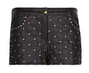 Short negro acolchado con tachuelas MANGO 29,99€