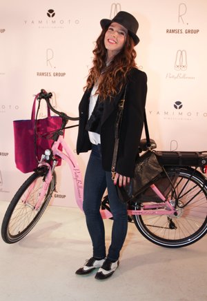 PRETTY BAILERINAS: Juana Acosta