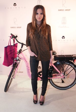 PRETTY BAILERINAS: Ana Fernandez