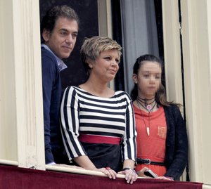 Terelu junto a Carlos Pombo y su hija, Alejandra Rubio
