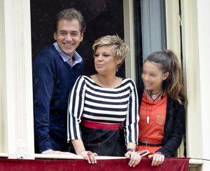 Terelu junto a Carlos Pombo y su hija, Alejandra Rubio