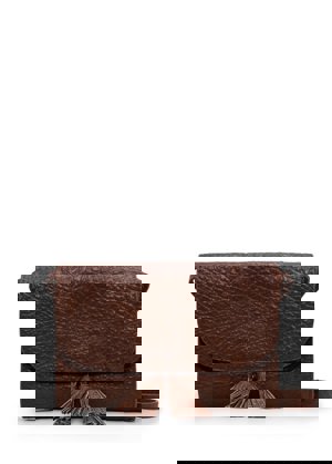 Bolso de hombro borlas 15,99