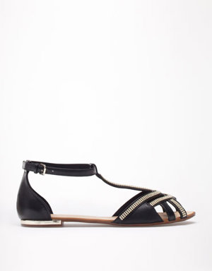 Bailarina Peep Toe con Pulsera BERSHKA  29,99€