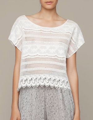 Camiseta crochet OYSHO 22,99€