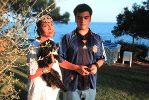 Sara en una imagen de archivo con su hijo Zeus