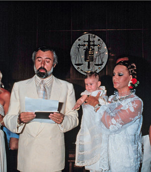 Sara con su marido Pepe Tous