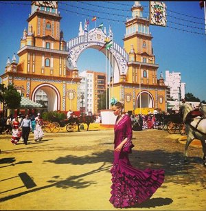 Twitter. María León