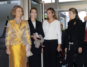 Con la Reina y las Infantas en un concierto a beneficio del Alzheimer