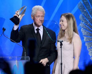 GETTY IMAGES: Bill Clinton acudió con su hija Chelsea Clinton