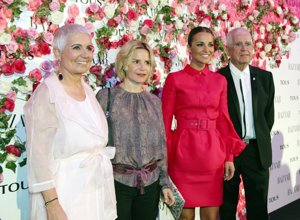 El matrimonio Tous junto a Eugenia Marínez de Irujo y Paula Echevarría