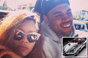 INSTAGRAM RIHANNAMERCEDES BENZ