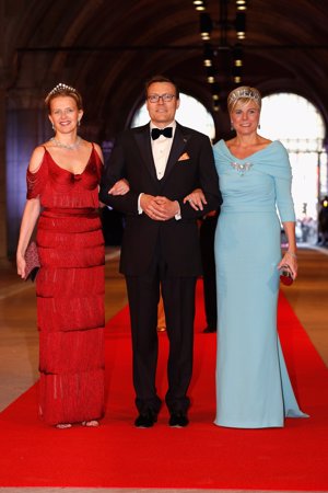 GETTY IMAGES: La Princesa Mabel, el Príncipe Constantin y la Princesa Laurentien de Holanda