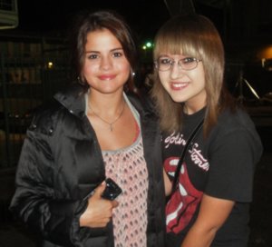 Selena Gómez con Stalker Sarah