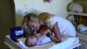 Europa Press. Carolina Cerezuela y su hijo