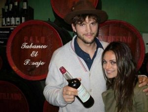 Twitter. Ashton Kutcher y Mila Kunis