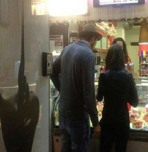 Twitter. Ashton Kutcher y Mila Kunis