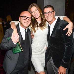 FACEBOOK: Domenico Dolce y Stefano Gabbana junto a Gisele Bündchen