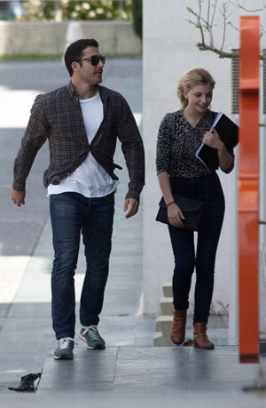 Miguel Ángel Silvestre junto a Miriam Giovanelli