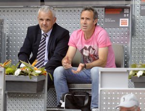 el extenista, Alex Corretja