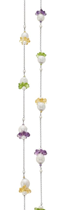 Yanes Young: Collar de piedras y perlas