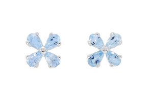 Yanes Young: Pendientes de piedras