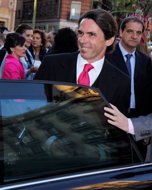 Foto Europa press: José Mª Aznar en la boda de la hija de Blesa
