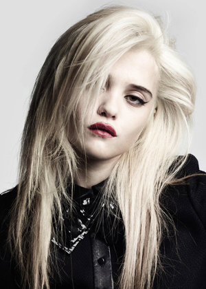 TWITTER VOGUE: Sky Ferreira