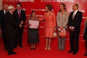 Infanta Elena y Reina Sofía. Fotos: Antonio Gutiérrez