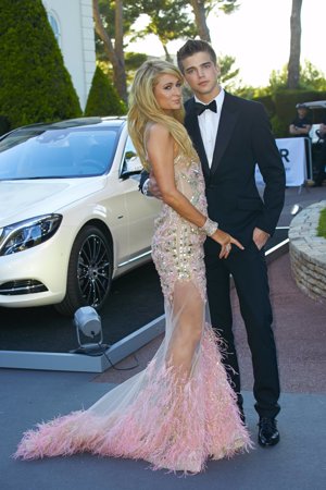 Paris Hilton con River Viiperi