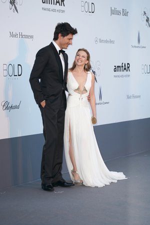 Andres Velencoso con Kylie Minogue