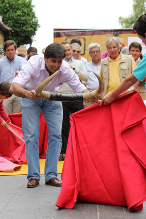 Francisco Rivera ofreciendo su clase magistral
