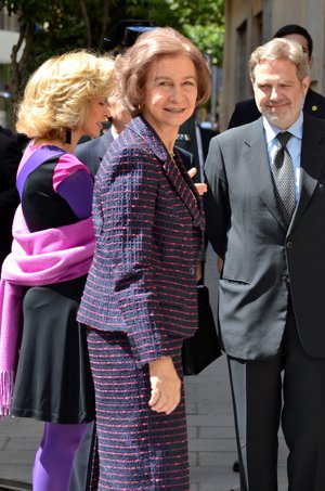 La Reina Doña Sofía y Maria Teresa Fernández de la Vega