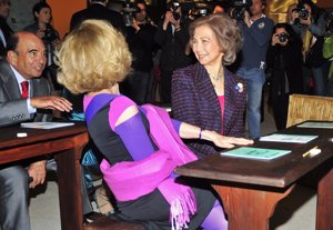 La Reina Doña Sofía y Maria Teresa Fernández de la Vega