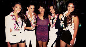 Bernadette Hernández junto a sus hijas: Presley, Tahití, Tiara y Jamie