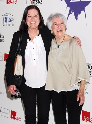 Asunción Balaguer, junto a su hija Teresa Rabal