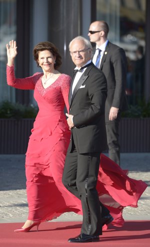 Los anfitriones y padres de la novia, los Reyes de Suecia FOTOS: ACTION PRESS