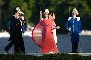 La Princesa María y el príncipe Federico llegan al barco FOTOS:GETTY
