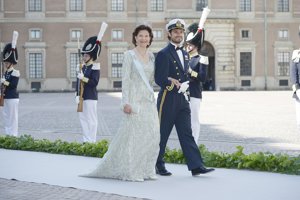 La reina de Suecia Silvia y su hijo Carlos Felipe FOTOS:GETTY