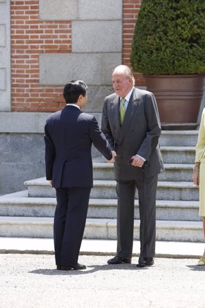 EP ANTONIO GUTIERREZ: Don Juan Carlos da la bienvenida a su Alteza Imperial el Príncipe Heredero de Japón