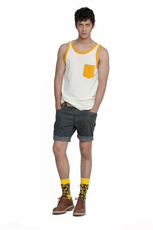 El Armario de la Tele: Arriesga con una camiseta sin mangas