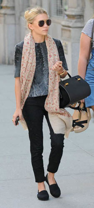 ISOTONER: Ashley Olsen