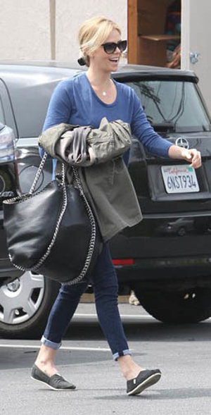 ISOTONER: Charlize Theron