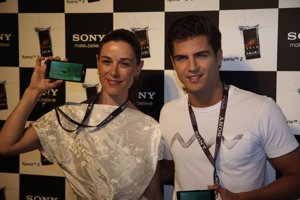 Raquel Sánchez Silva junto al actor Maxi Iglesias