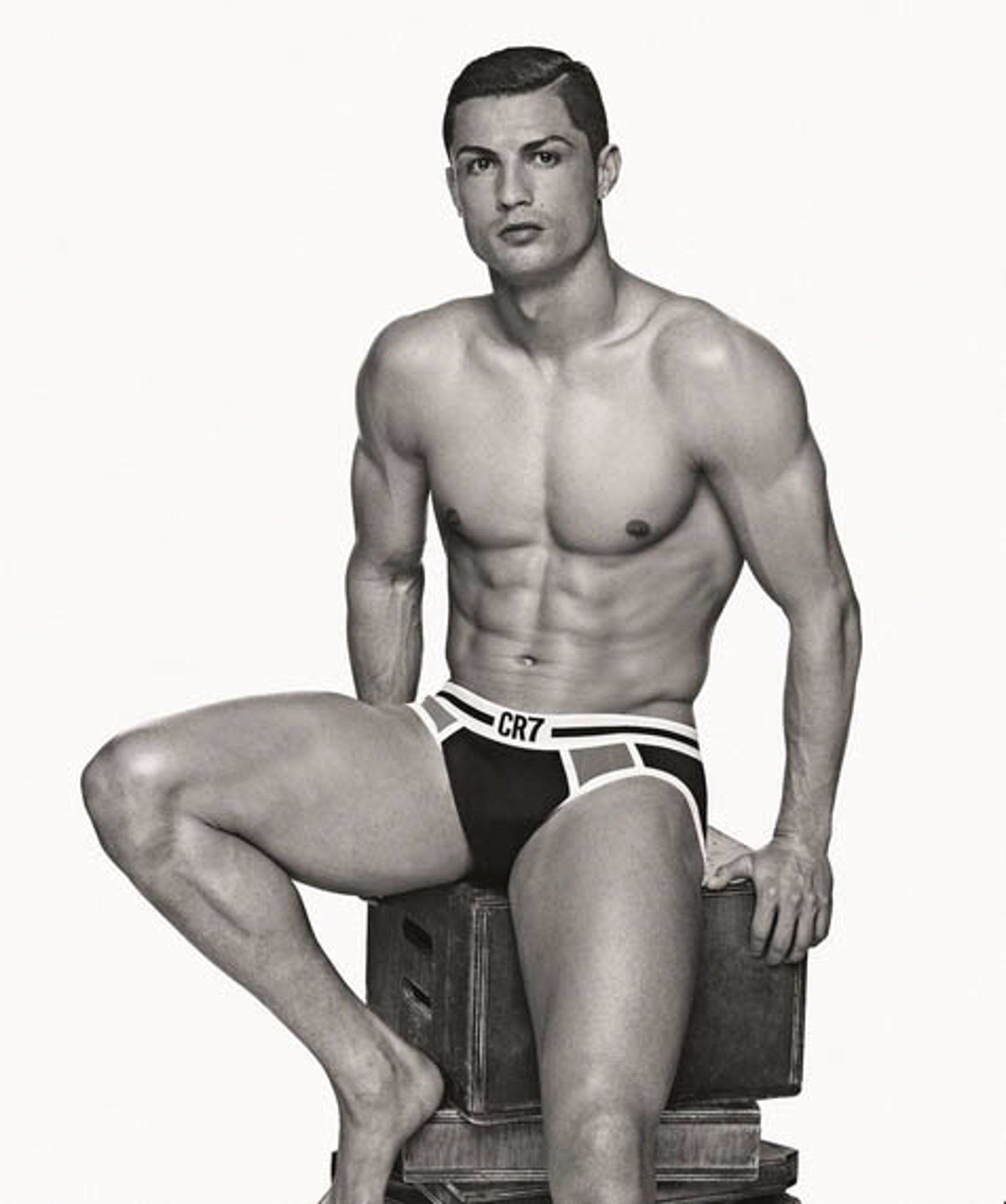 Cristiano Ronaldo te regala su ropa interior por Navidad