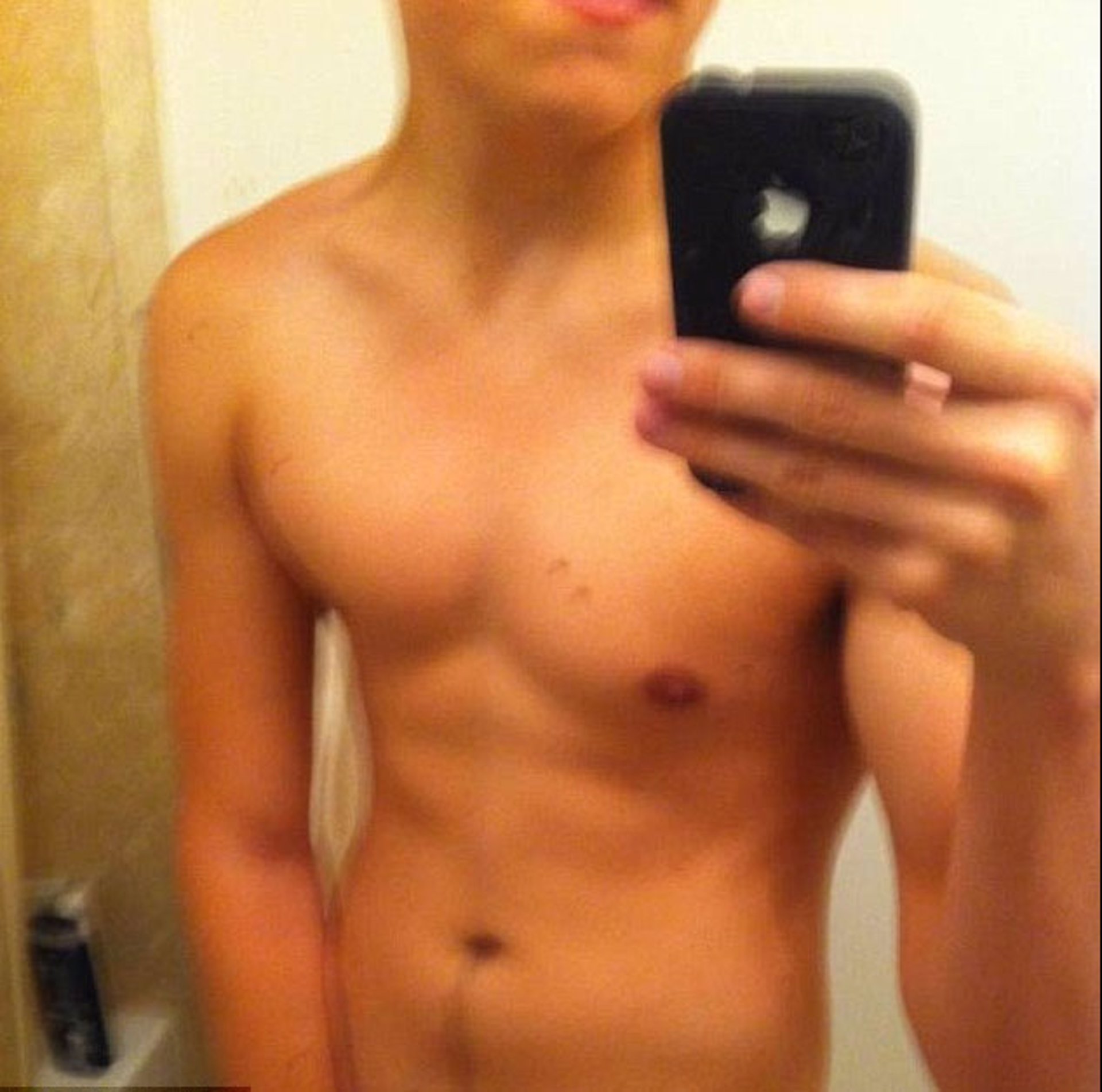 Cody desnudo